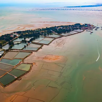 С видом на море Отели в г. Дунсин