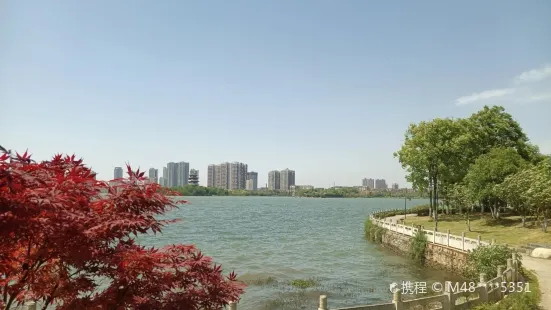 Erqiao Park