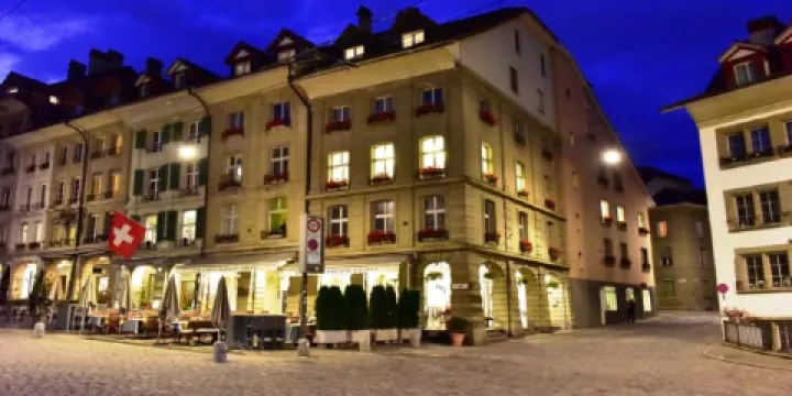 Treff Cafe Restaurant