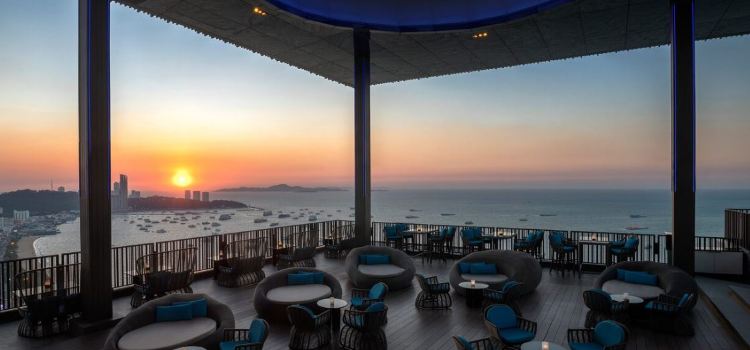 Horizon Rooftop Restaurant and Bar
