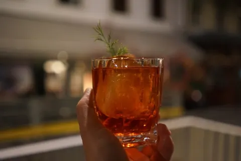 Le Verre a Monique