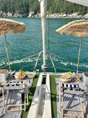 Tongyeong Ocean Breeze Yacht