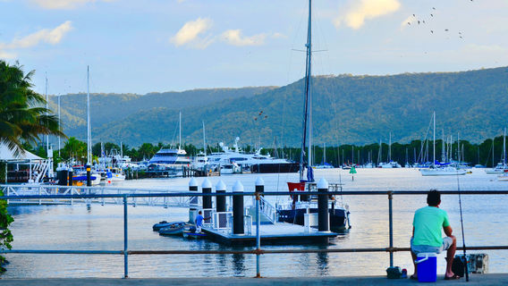 Fisherman’s Wharf Tavern