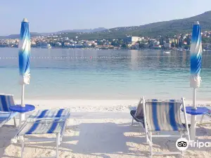 Plaža Poli Mora