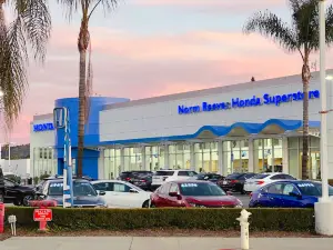 Norm Reeves Honda Superstore West Covina