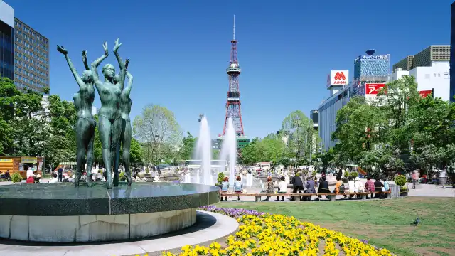 Hotels near Odori Park