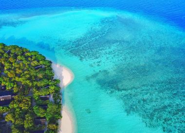 コタキナバル行き飛行機