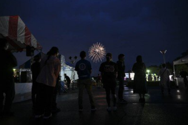 どんと恋祭花火大会 | さぬき