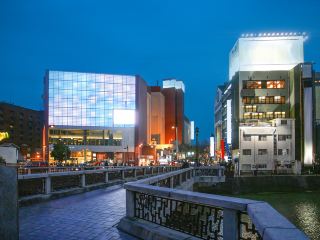 サンクト・ペテルブルグから福岡の飛行時間