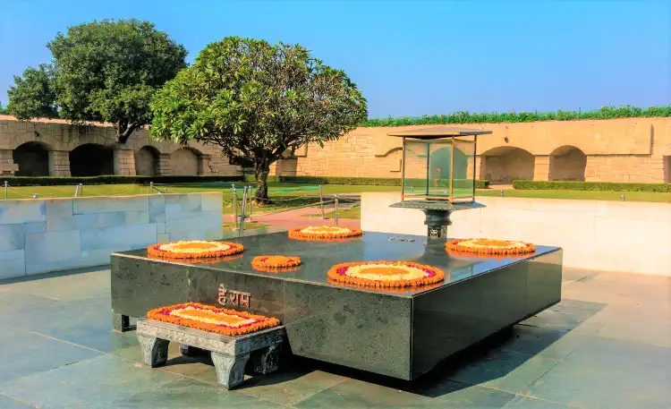 Hotel dekat Raj Ghat