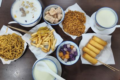 BUFFALO MILK QUEEN SUGAR WATER SHOP