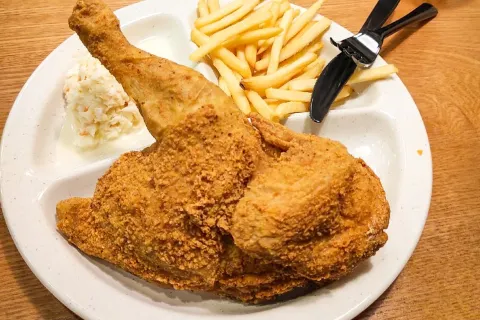 Borenos Fried Chicken (Asia City)