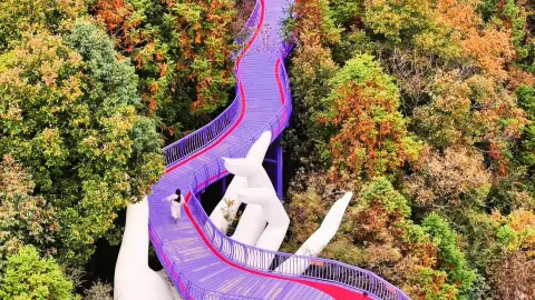 Tianzidi Scenic Area attraction in ถงหลู่