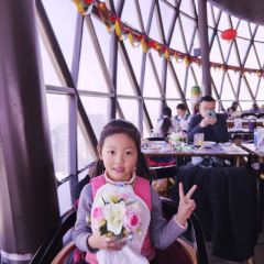 Oriental Pearl Sky Revolving Restaurant User Photo