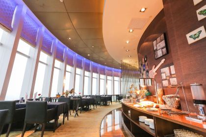 厚街国际大酒店·360度旋转餐厅