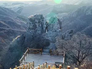 阜新烏蘭木図山風景区