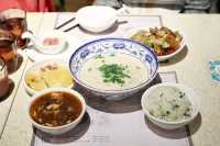 上海菜小館 手工餛飩有素有鮮肉餡選擇，加配養生湯#夏日搵食推介