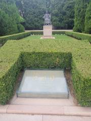 Tomb of Lu Xun