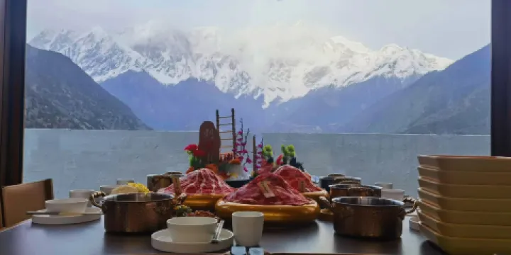 平措康桑雪裡桃花度假莊園（索松南迦巴瓦店）·觀景餐廳