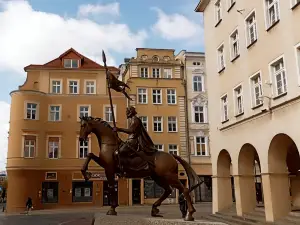 Zespół zabytkowy Rynku Opolskiego