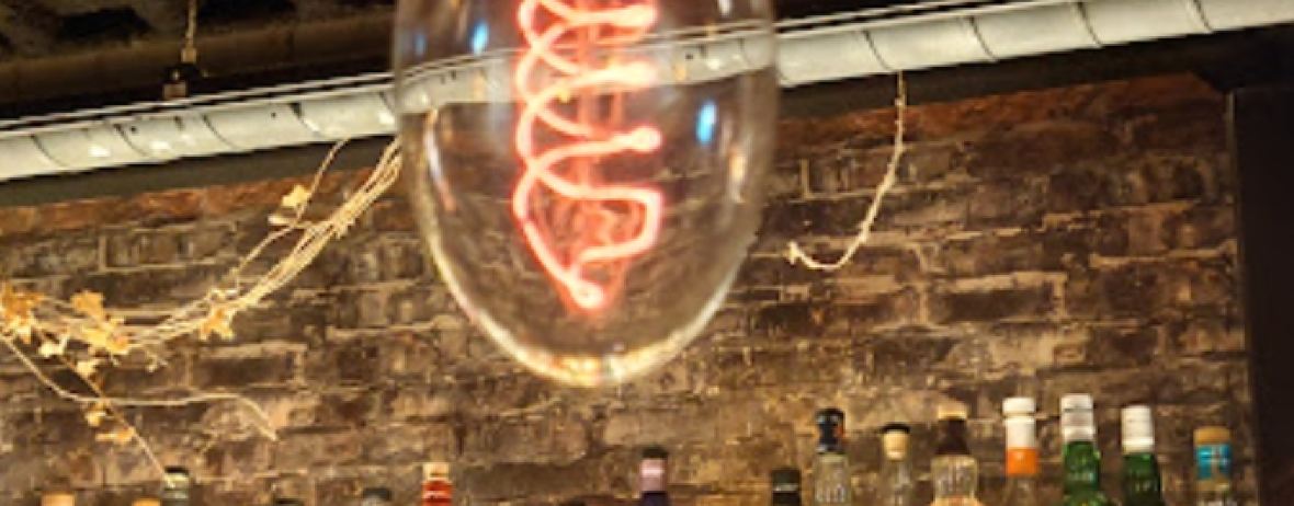 FURANSU COCKTAIL BAR