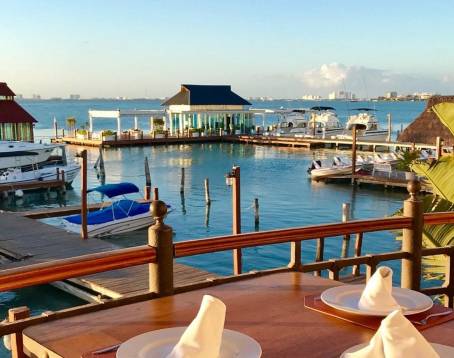 Crab House Cancun