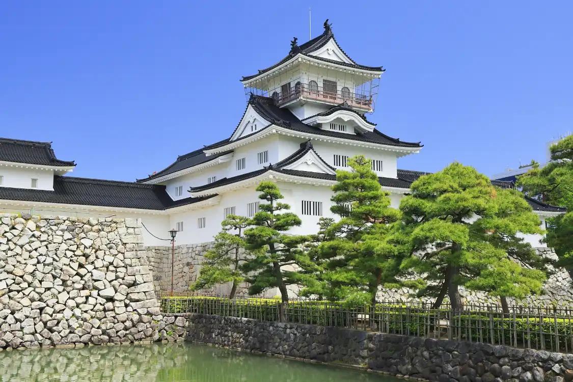 Hotels near Toyama Castle