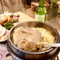 人氣韓國式餐廳， 食物質素高， 服務友善周到！