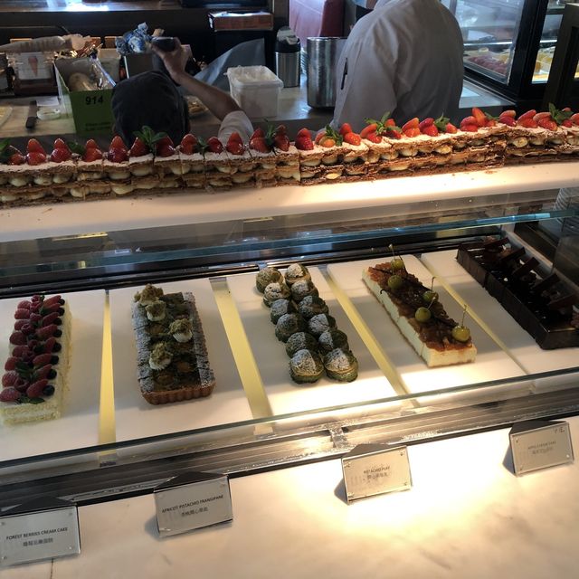 Grand Hyatt 生日自助晚餐