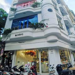 Blooms User Photo