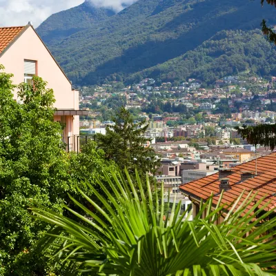 Hotels near Monte Brè