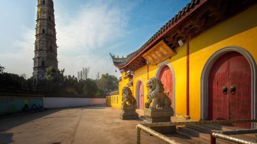 Qing Long Temple