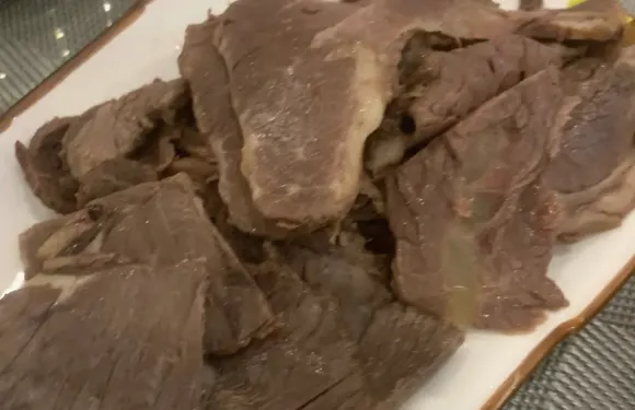 李春秋驢肉火燒總店