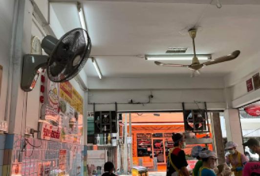 Rung Rueang Pork Noodles User Photo