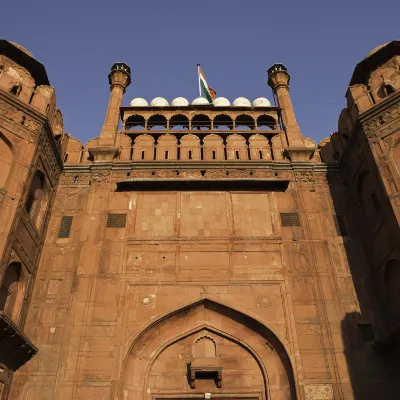 Отели рядом с достопримечательностью «Мейн Базар»