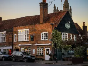 Gilbey's - Old Amersham