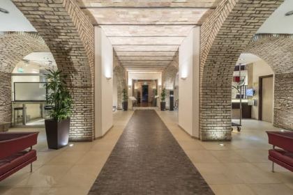 Unique Al Palatino Garden Restaurant