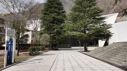 瀘定縣二郎山川藏公路紀念館