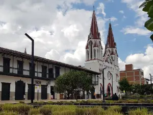 La Ceja Main Park