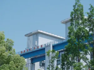 Gezhouba Dam