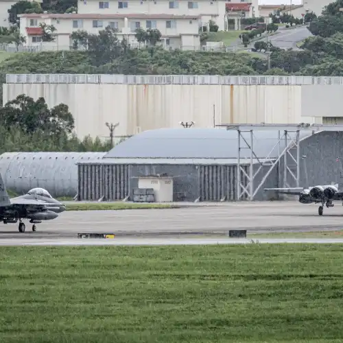 嘉手納空軍基地