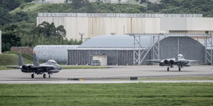 嘉手納空軍基地