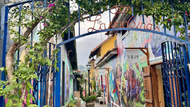 Praça das Artes - Embu das Artes