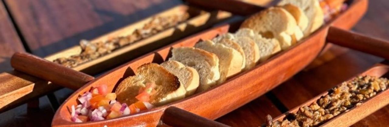 Lantaw Floating Native Restaurant - Cordova