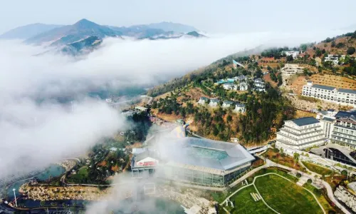 Yunding Hot Spring Tourist Resort, Reshi
