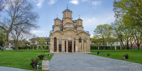 格拉恰尼察修道院