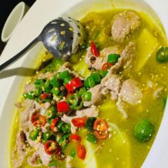 Batan Waru 여행 사진