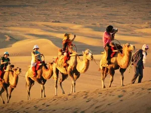 Dunhuang Desert Night Star International Desert Camping Park