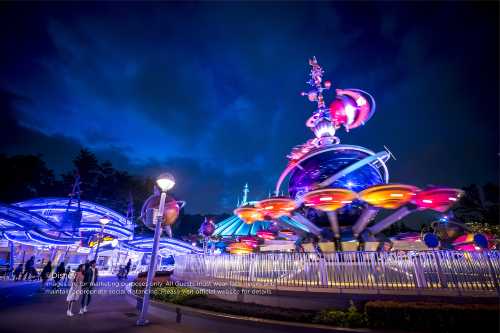 香港迪士尼樂園2日1晚門票+住宿套票（迪士尼樂園/探索家度假/好萊塢酒店）自由行套餐可選