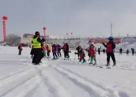 石河子神仙灣滑雪場